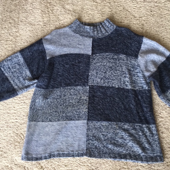 Sweater - Picture 3 of 5